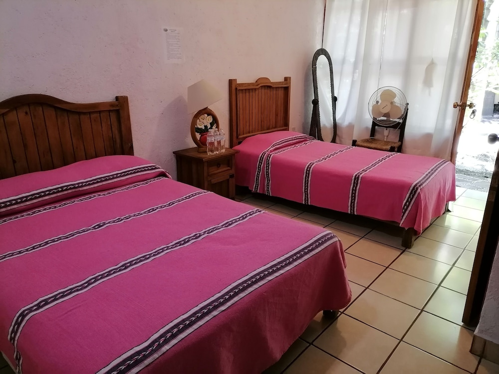 Family Room photo 2