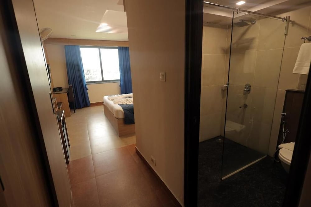 Deluxe Double Room - Photo 2