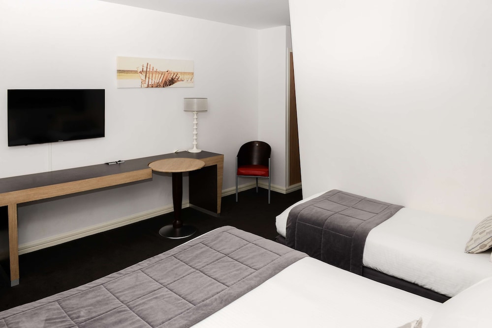 Standard Room, Multiple Beds