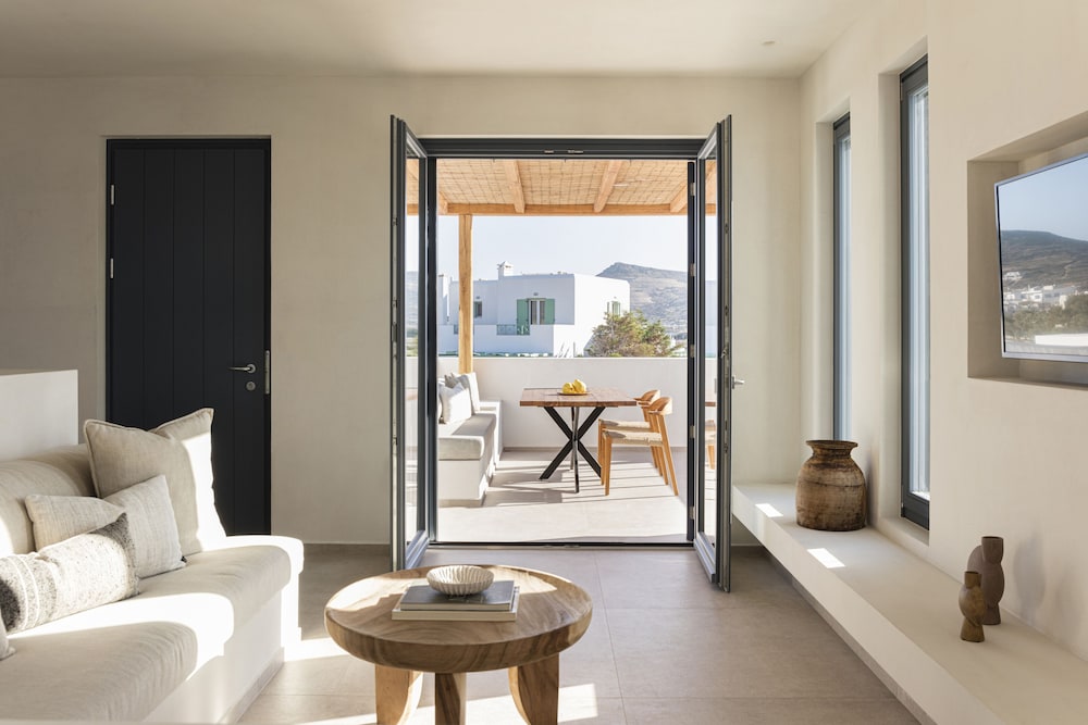 House of Light with Plunge Pool - Photo 7
