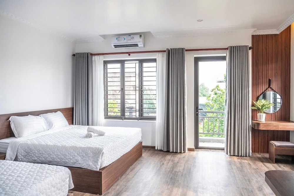 Double or Twin Room, Courtyard View