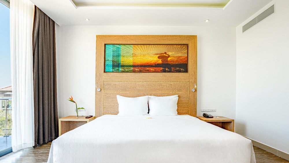 Superior Suite - Photo 1