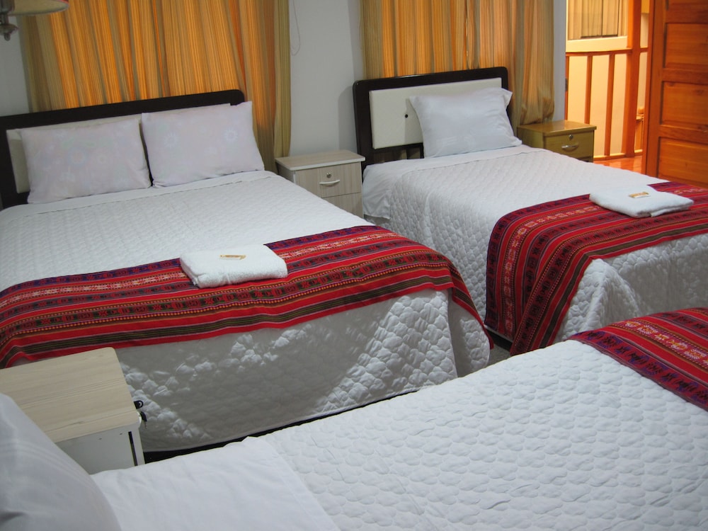 Family Quadruple Room, Multiple Beds photo 2