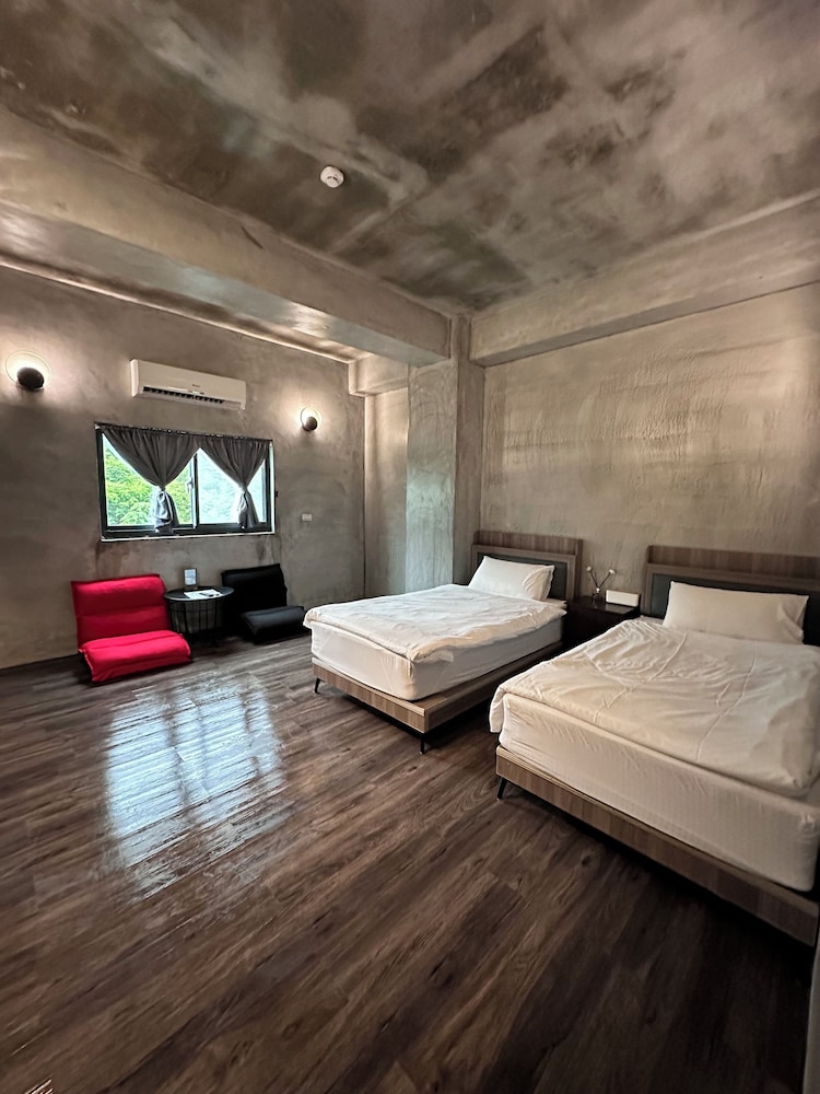 Deluxe Twin Room photo 1