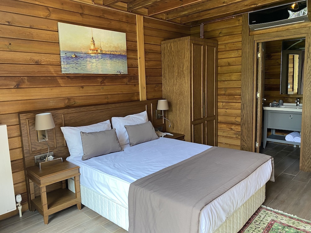 Deluxe Bungalow - Photo 5