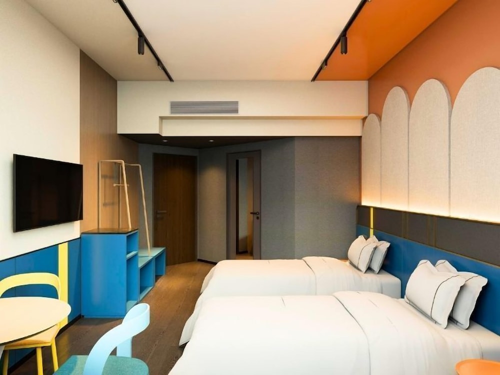 Deluxe Plus Room photo 2