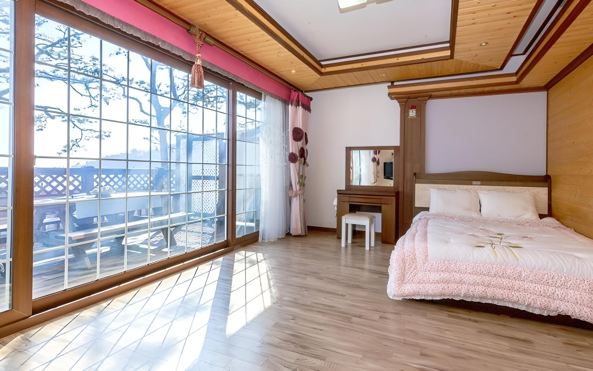 Room (Starlight Hunting (General Building))