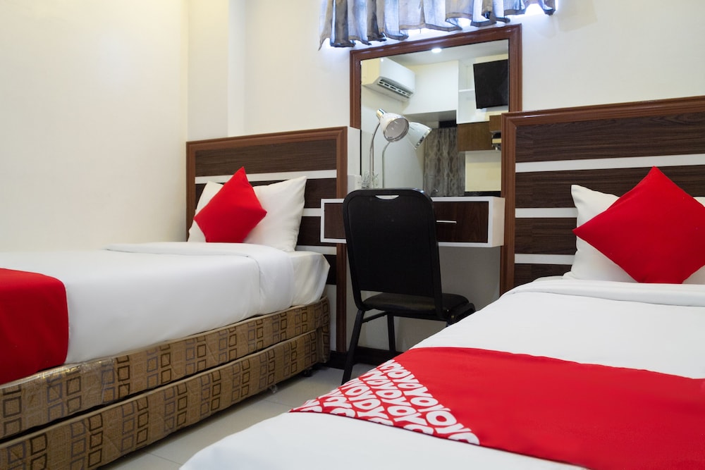 Deluxe Twin Room photo 2