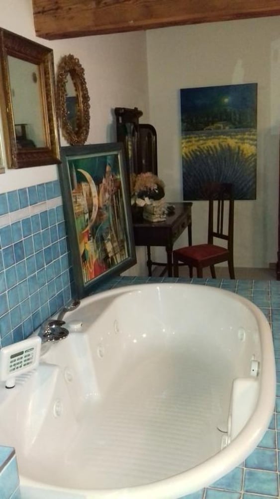 Suite photo 2