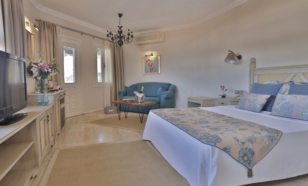 Deluxe Double Room, Sea View photo 1
