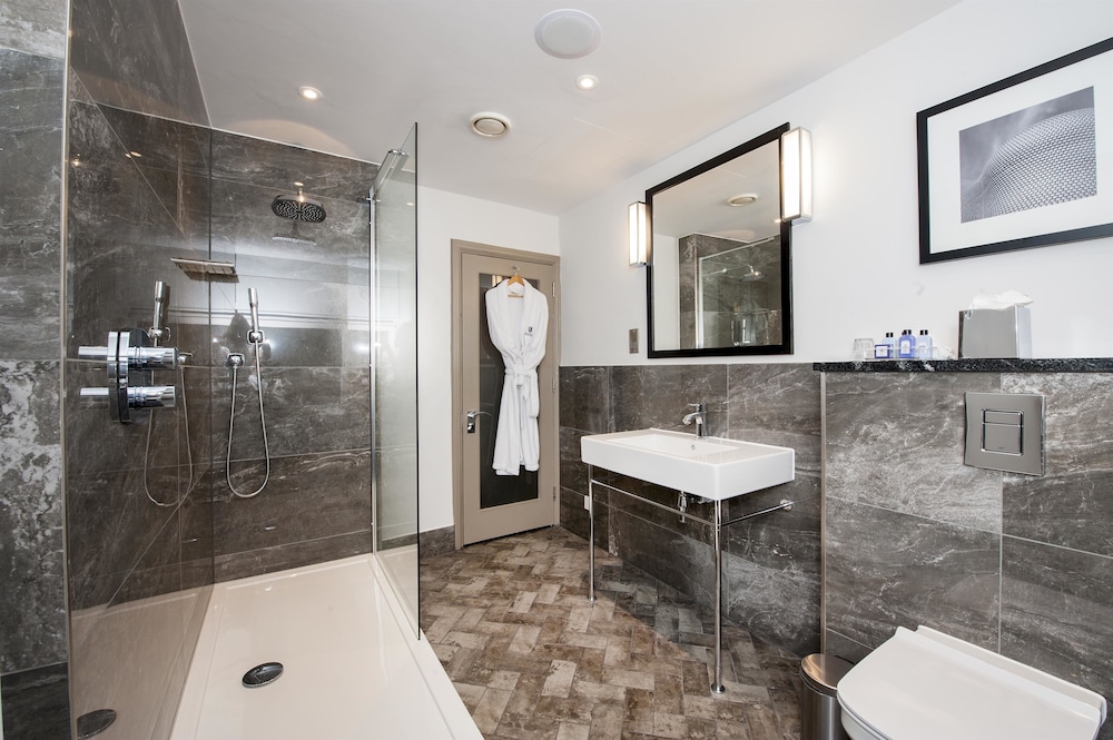 Deluxe Room, 1 Double Bed - Photo 8