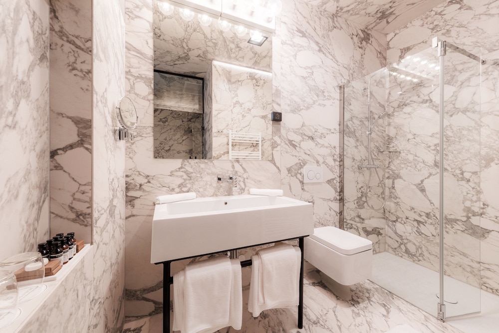 ROX SUITE - Photo 10