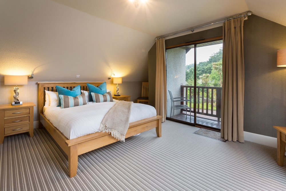 TWO BED LODGE