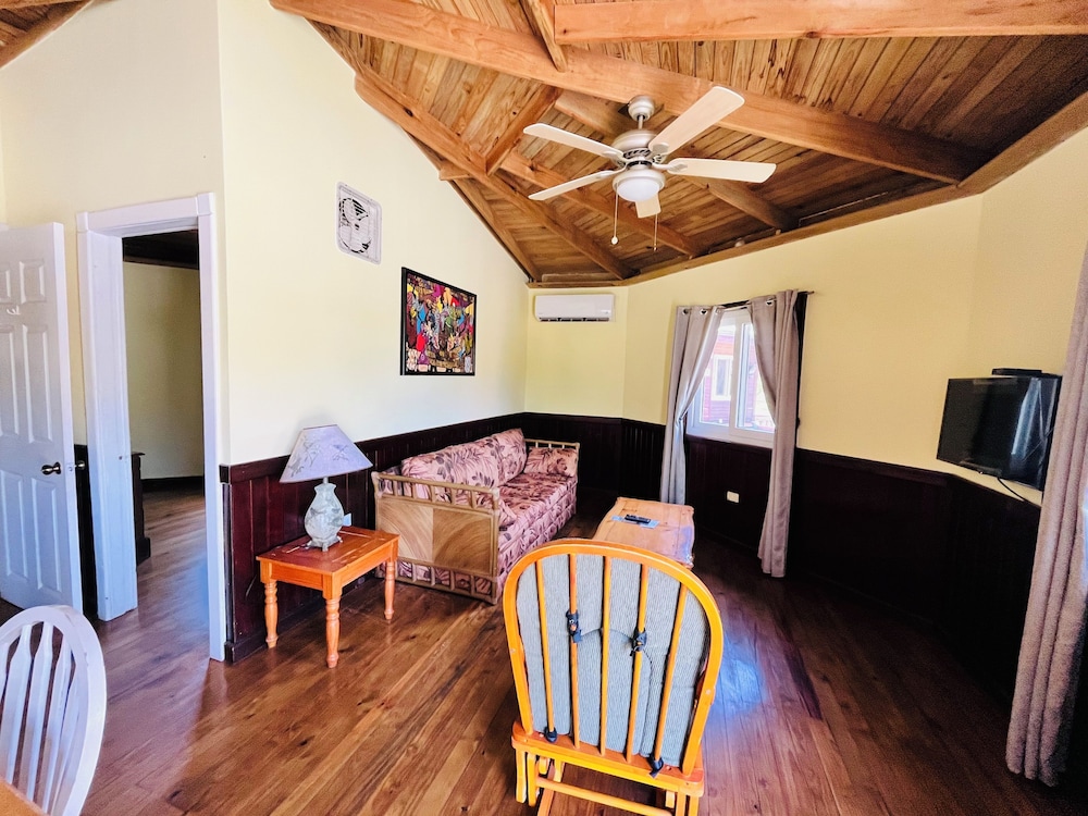 Deluxe Studio, 1 Bedroom, Kitchen photo 3
