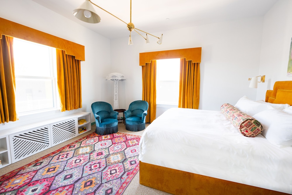 Classic Room, 1 King Bed (8 - Historic) - Photo 1