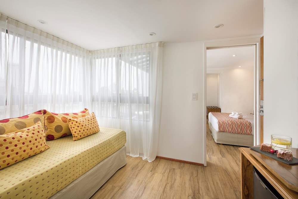 Studio Suite photo 2