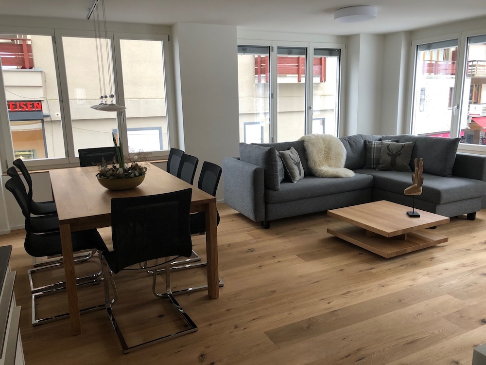 Apartment (Breithornview)