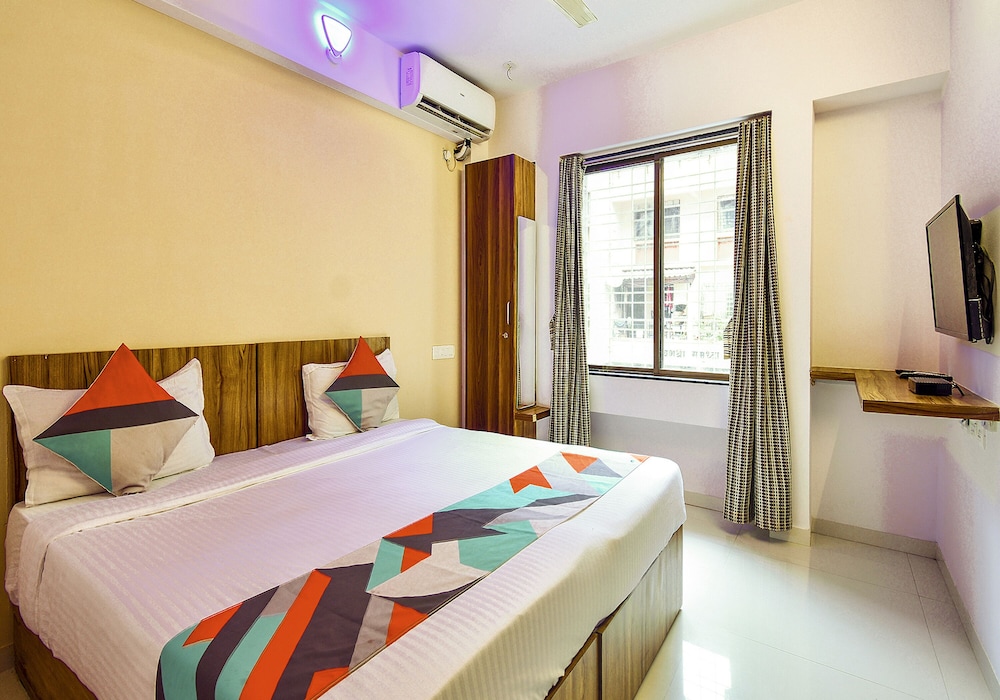 Deluxe Room - Photo 1