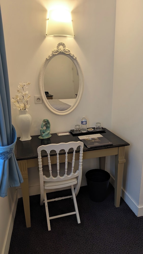 Economy Double Room photo 3