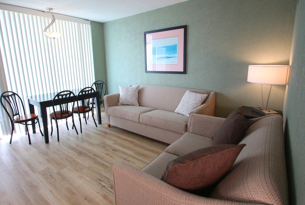Oceanfront 1 Bedroom Efficiency Suite photo 1