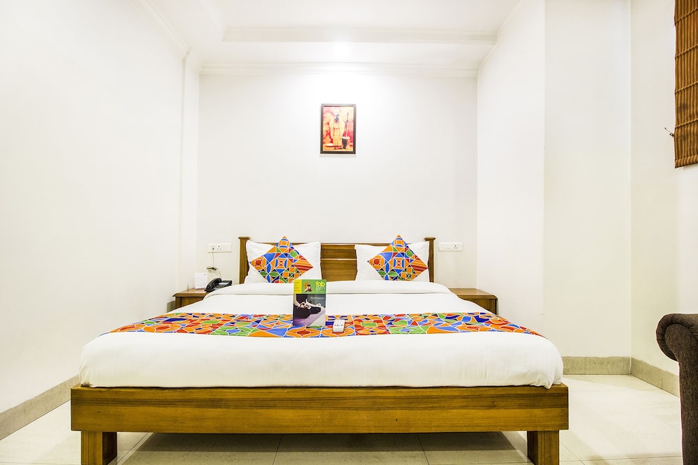Deluxe Room - Photo 3