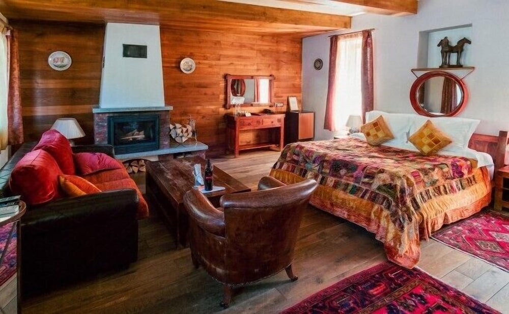 Exclusive Room, Fireplace photo 1
