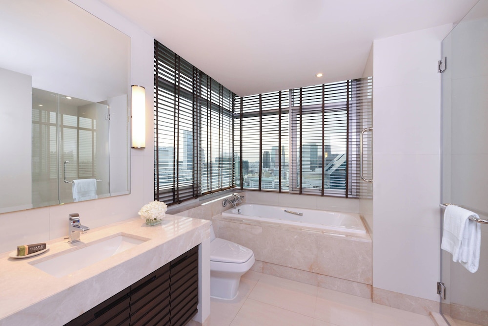Executive Suite, 3 Bedrooms photo 2