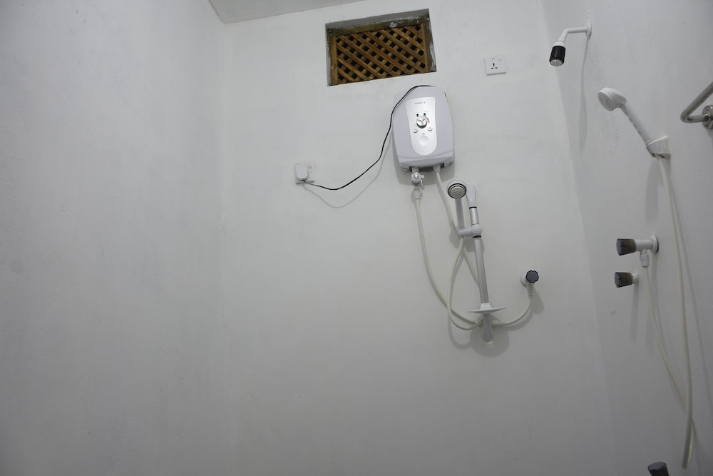 Deluxe Double Room, 1 King Bed photo 3