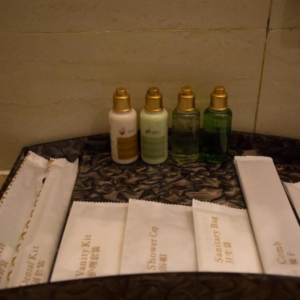 Business Twin Room - Photo 3