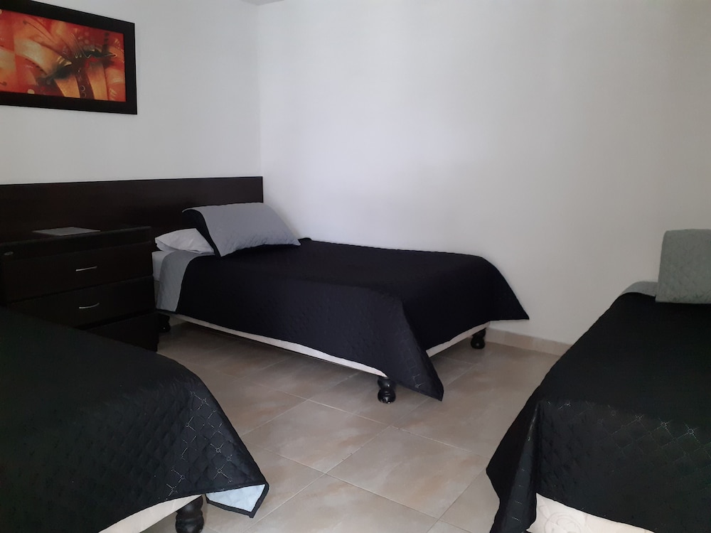Triple room, 3 single beds