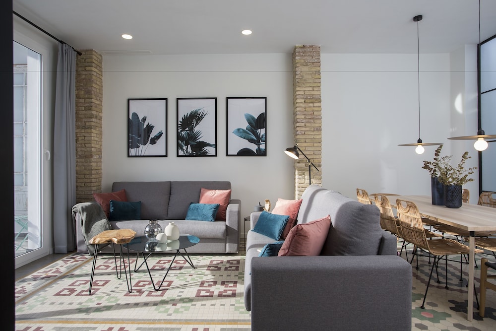 Apartamento, 3 habitaciones, terraza (Parque Central XVII)