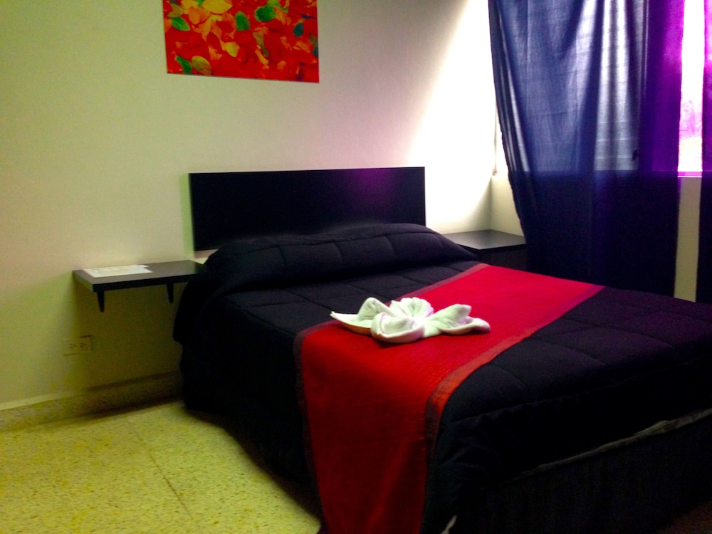 Standard Twin Room, 1 Bedroom, Ensuite photo 1