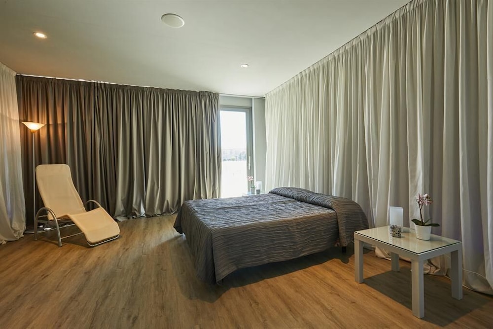 Suite photo 1