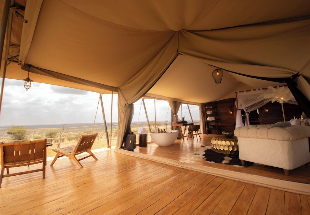 Honeymoon Tent photo 3
