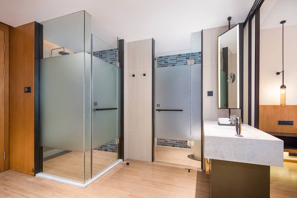 Deluxe Twin Room, 1 Twin Bed, City View photo 2