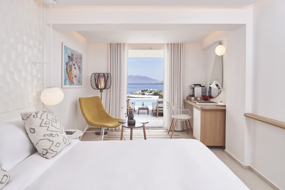Superior Room, Private Pool, Sea View (Horizon)