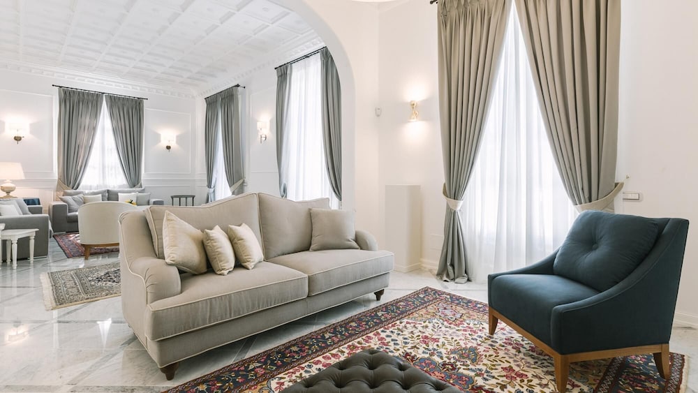 Villa photo 3