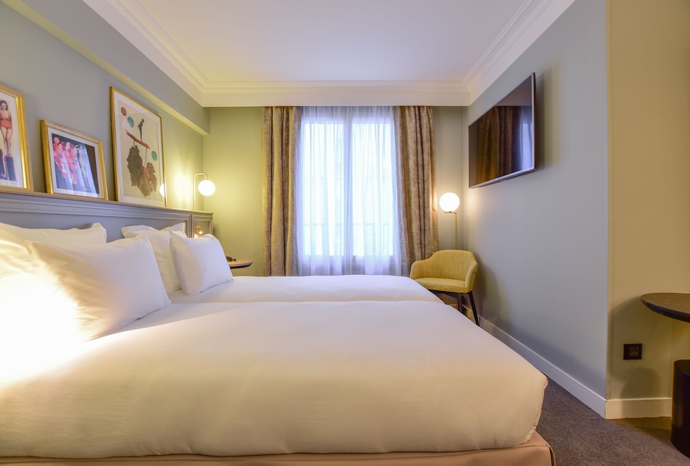XO Hotel Paris bedroom photo