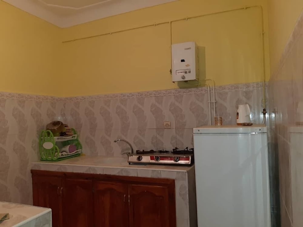 Apartment, 2 Bedrooms, Ground Floor photo 3