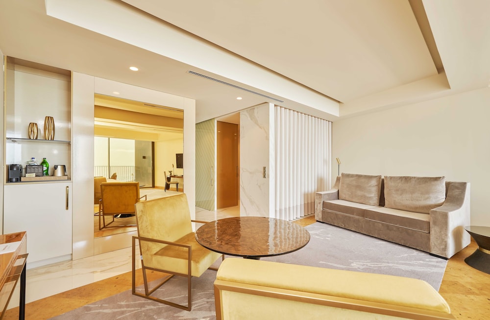 Ocean Junior Suite - Photo 5