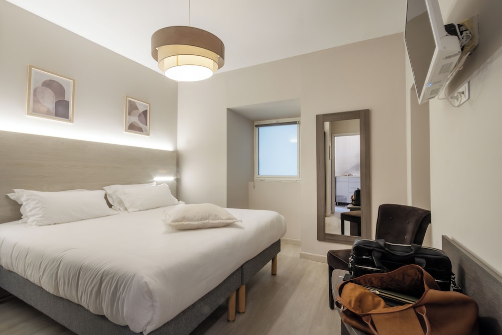 Apartment - Photo 3