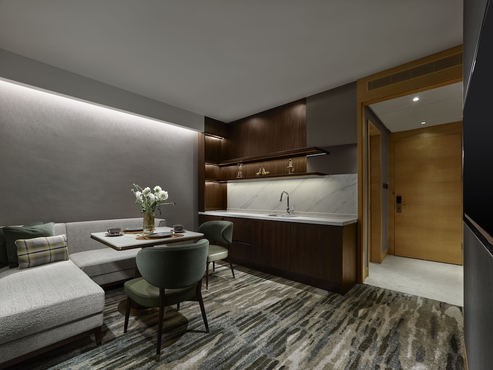1 Bedroom Junior Suite