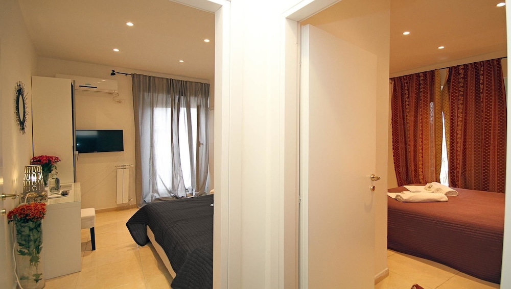 Superior Double Room, Balcony photo 2