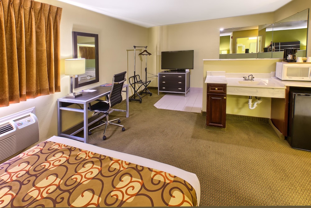 Room, 1 Queen Bed, Accessible, Non Smoking (Jacquzzi)