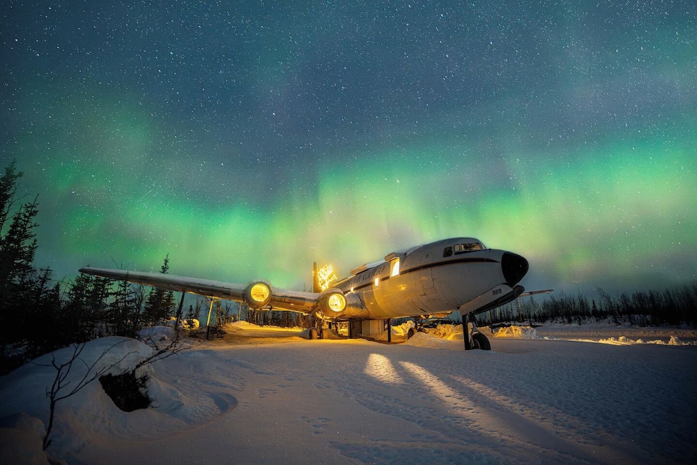 DC-6 Airplane House, Entire Home photo 1