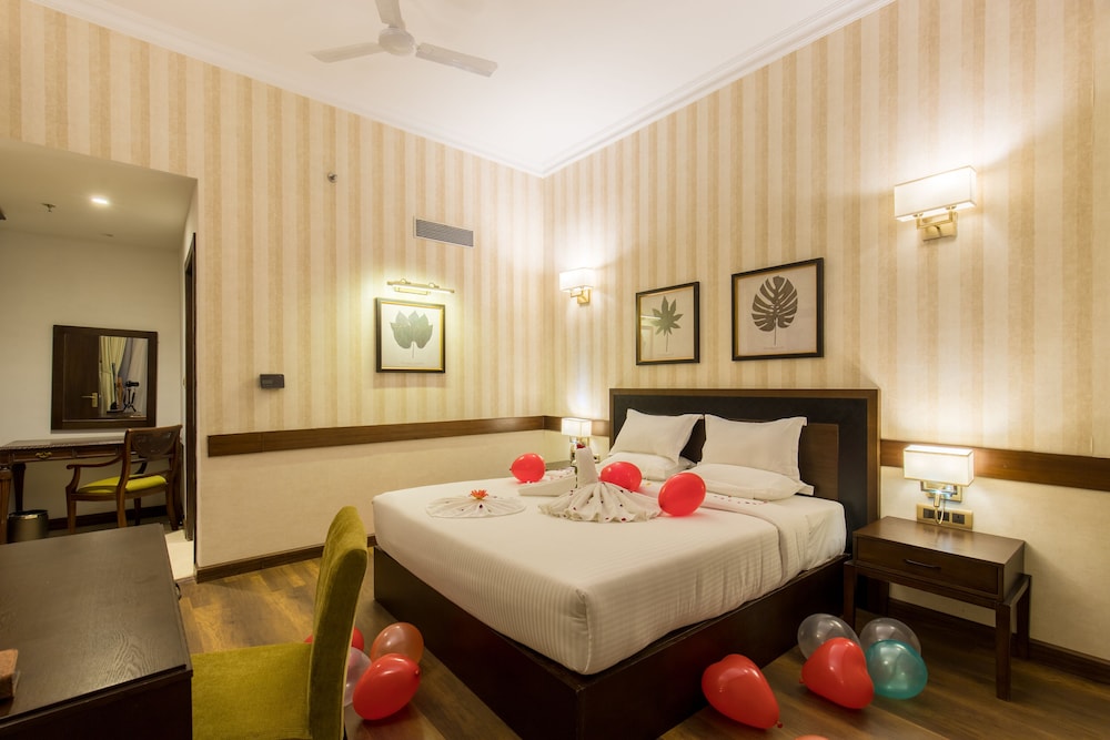 Deluxe Double Room, 1 King Bed - Photo 3
