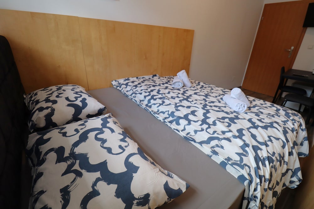 Junior Single Room