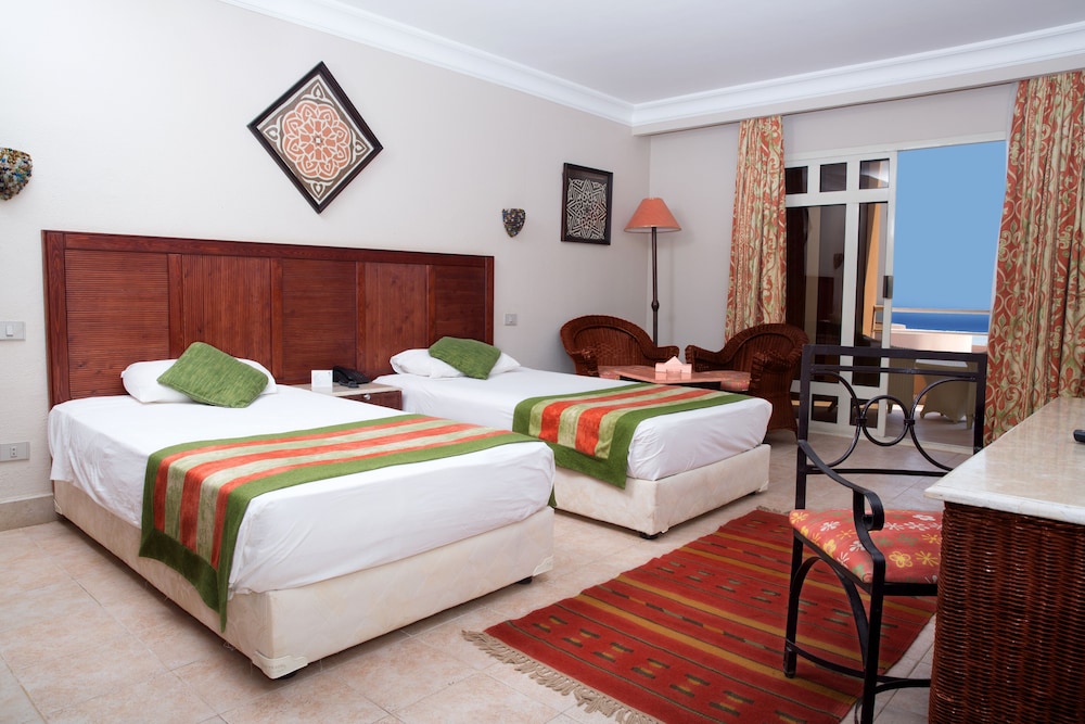 Basic Double or Twin Room photo 1