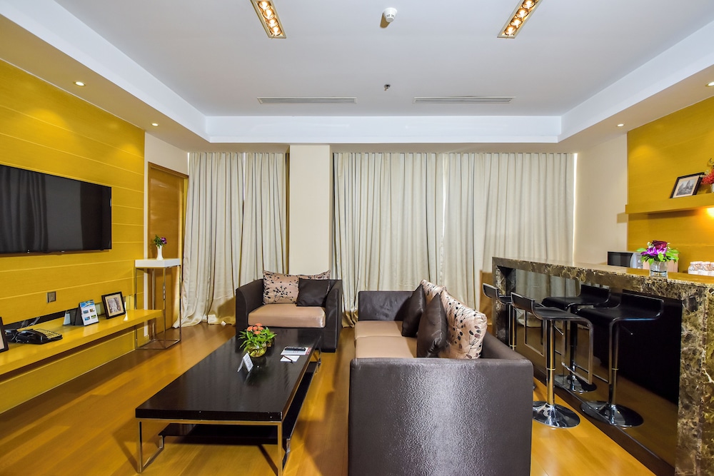 Executive Suite Room - Free Two Ways Airport Transfer photo 3