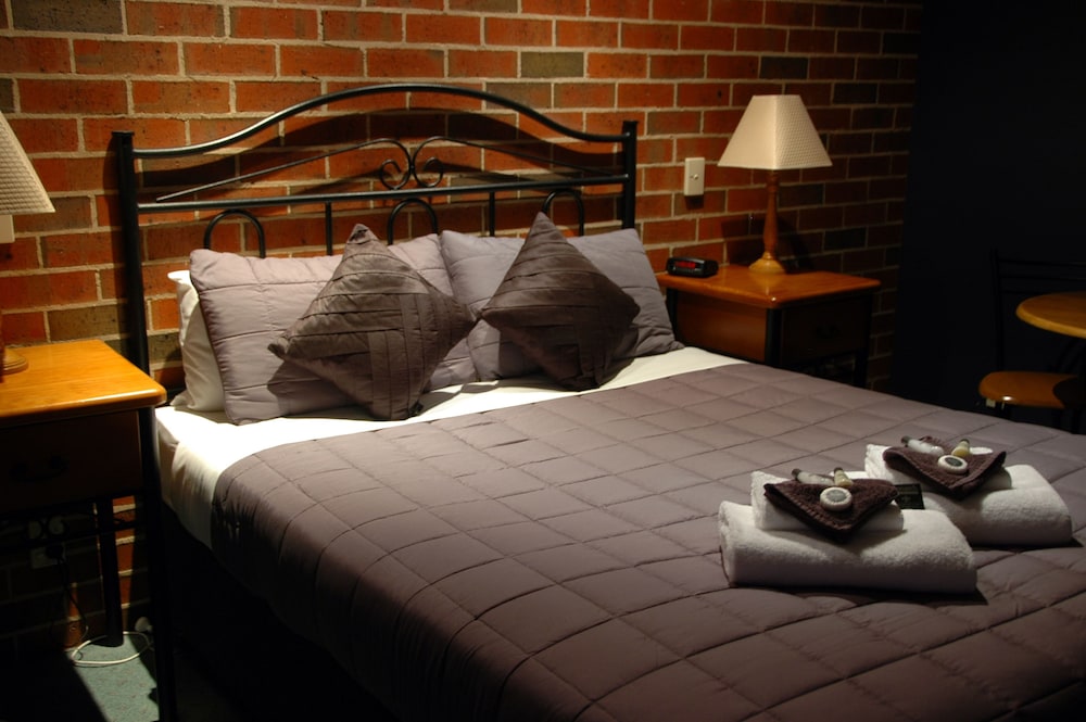 Family Suite, 2 Bedrooms, Non Smoking (Family Rm (2- night stay)) photo 2